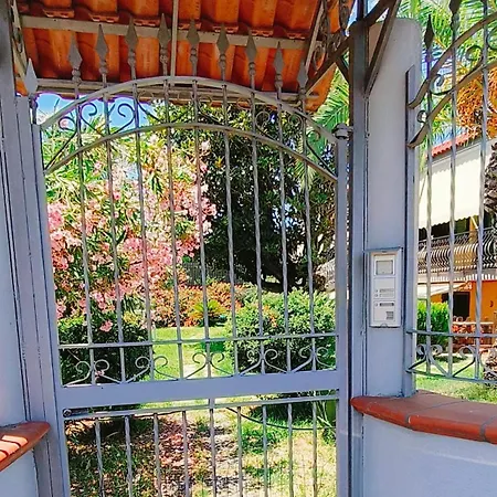 I Giardini Di Plinio - Elegante E Luminoso. 보스코리알레